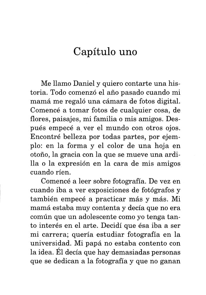 Los ojos de Carmen - Level 3+ - Spanish Reader by Veronica Moscoso (with optional Teacher's Guide)