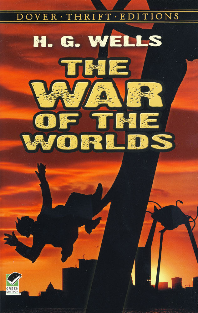 The War of the Worlds Paperback Book (1040L)